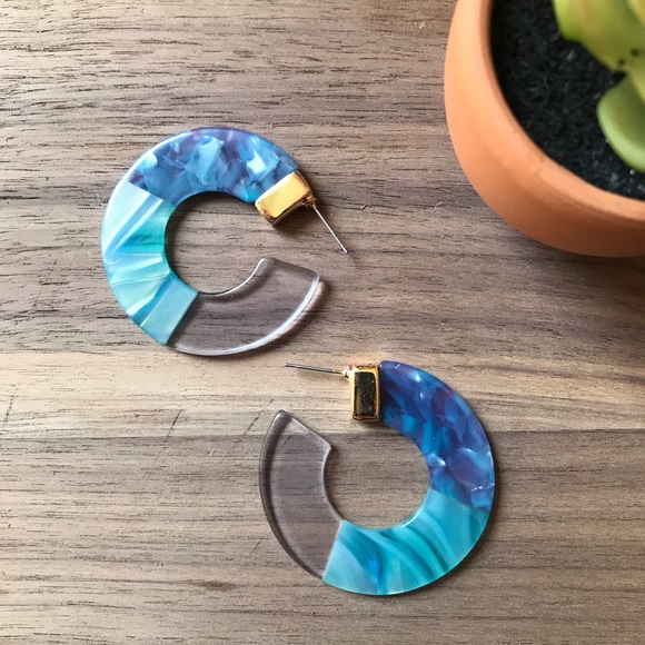 NEW Blue Acrylic Resin Hoop Earrings - Picture 3 of 4